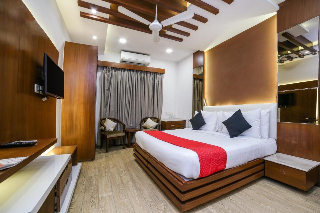 Collection O Motif South City 1 Near Appu Ghar Gurgaon Exterior photo