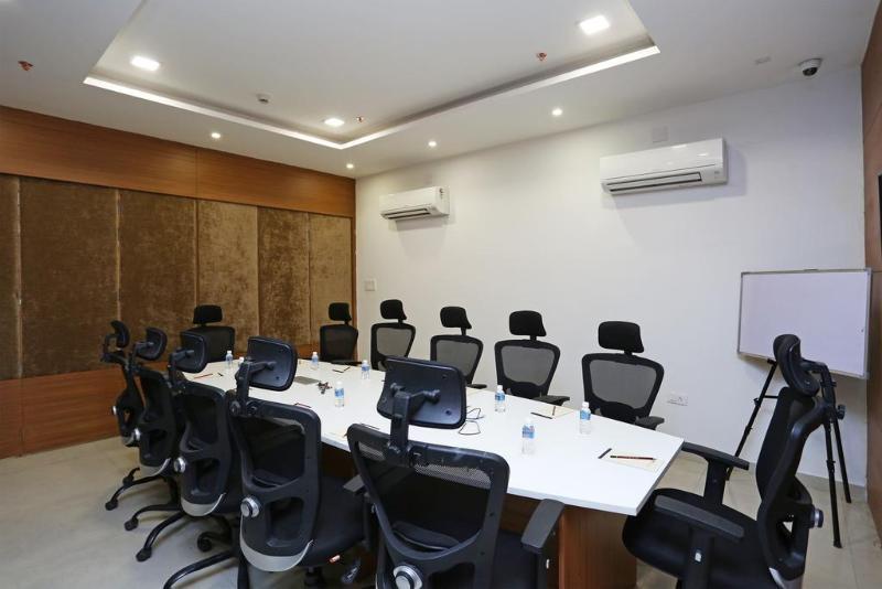 Collection O Motif South City 1 Near Appu Ghar Gurgaon Exterior photo